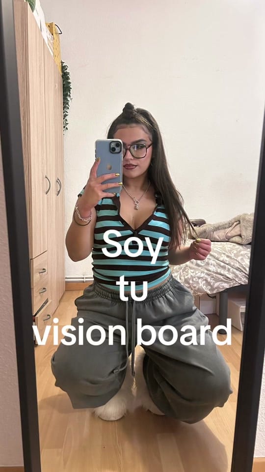 Post 3 by Lydia Naranjo on TikTok (video)