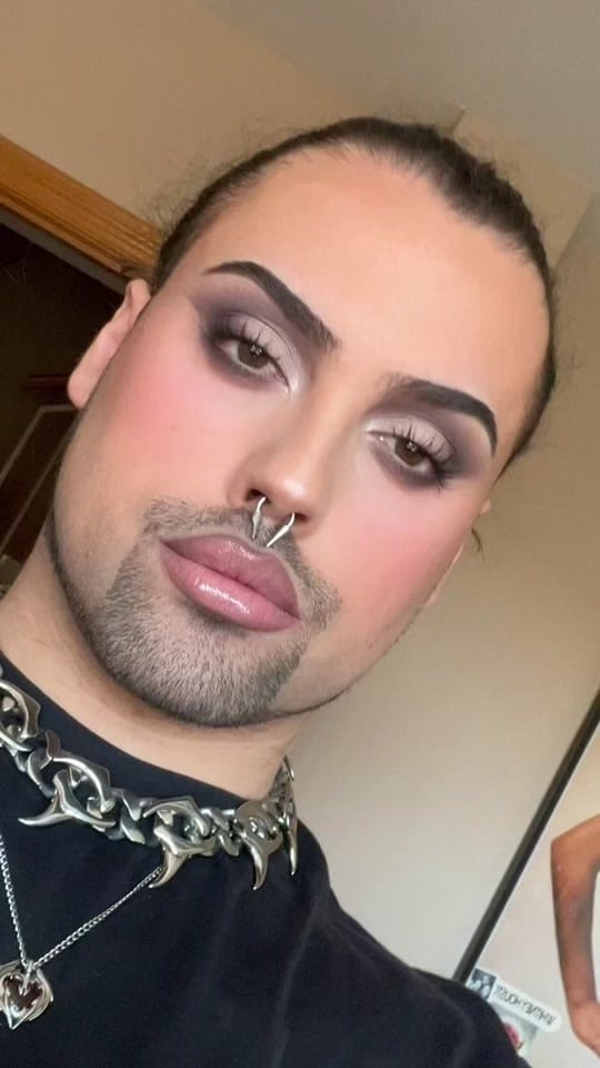 Post 4 by David on TikTok (video)