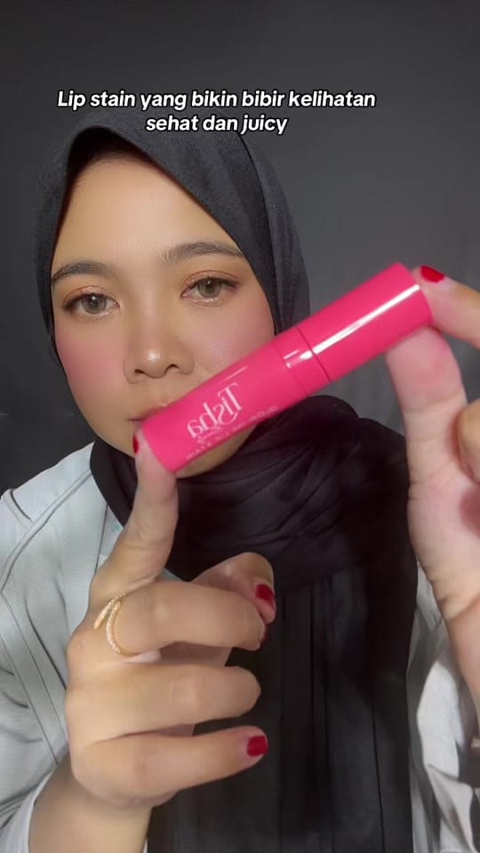 Post 1 by Pii. on TikTok (video)