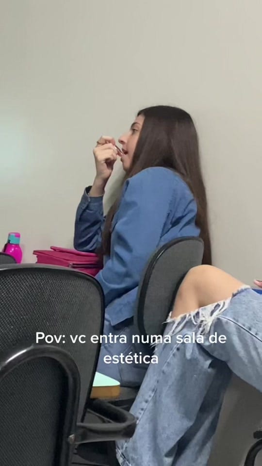 Post 9 by Bruna vitória on TikTok (video)