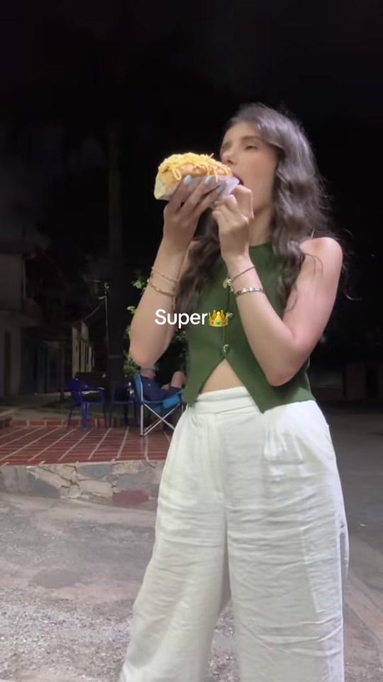 Post 8 by Paola V Fernández on TikTok (video)
