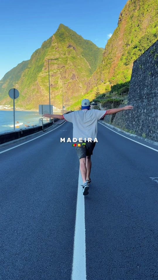 Post 7 by LoïcExplore 🌎 on TikTok (video)