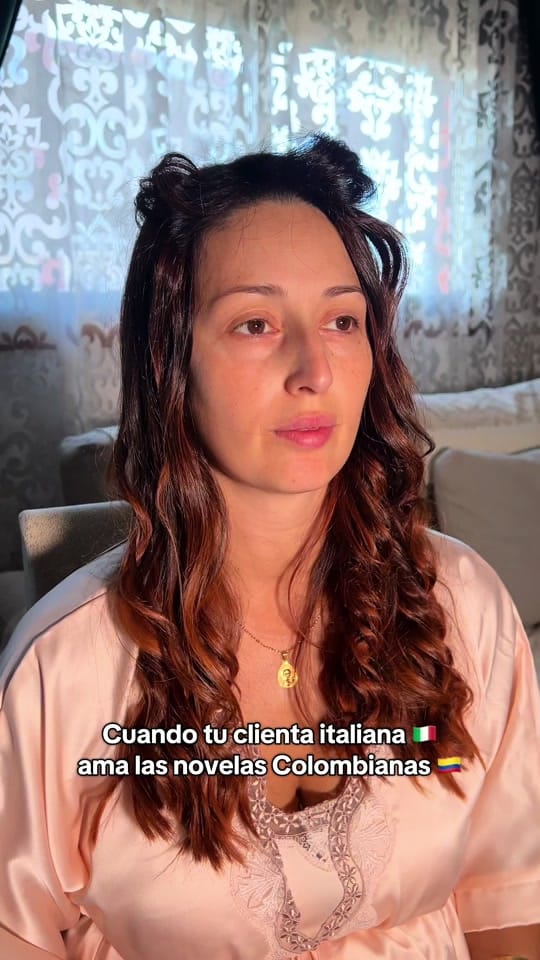 Post 4 by manuelarestrepomakeup on TikTok (video)