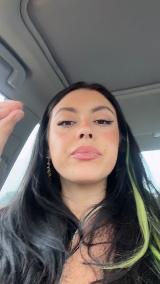Post 8 by Victoria Addison on TikTok (video)