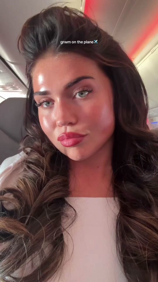 Post 5 by Molly Jacks on TikTok (video)