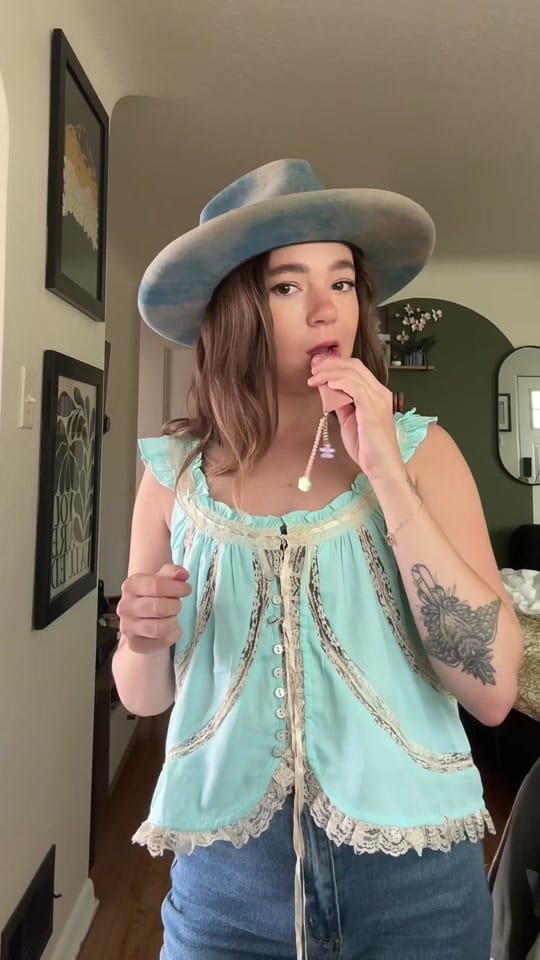 Post 5 by ParrottPaints on TikTok (video)