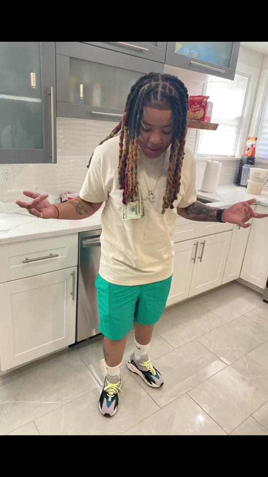Post 6 by MooMoo on TikTok (video)