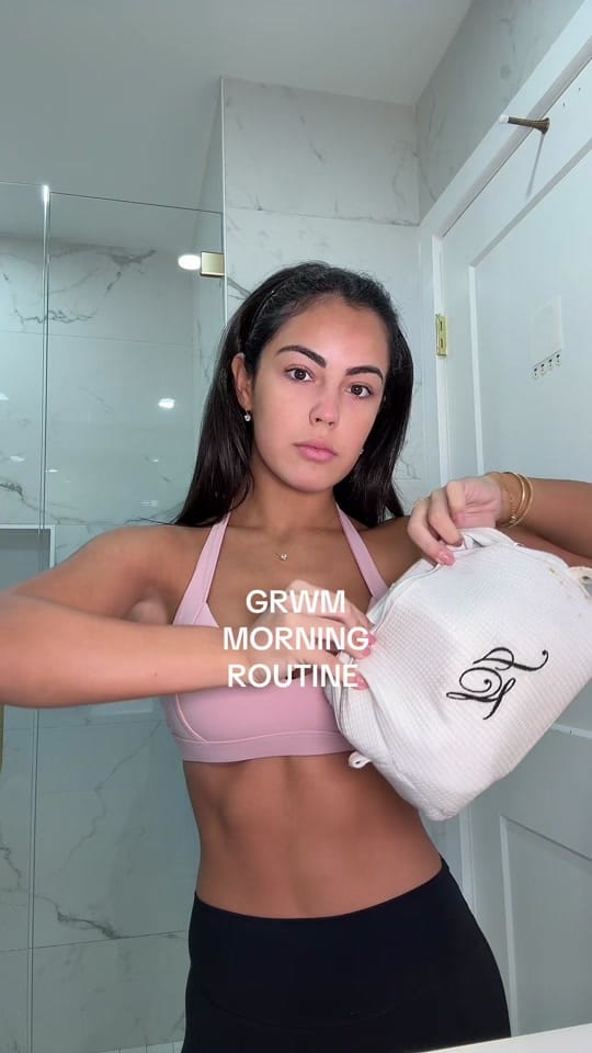 Post 4 by Jessica Lugo on TikTok (video)