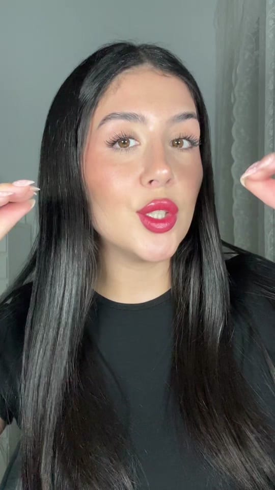Post 9 by Izas 🦋 on TikTok (video)
