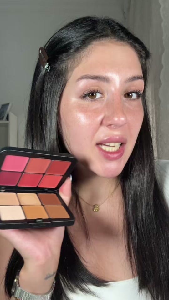 Post 10 by Izas 🦋 on TikTok (video)