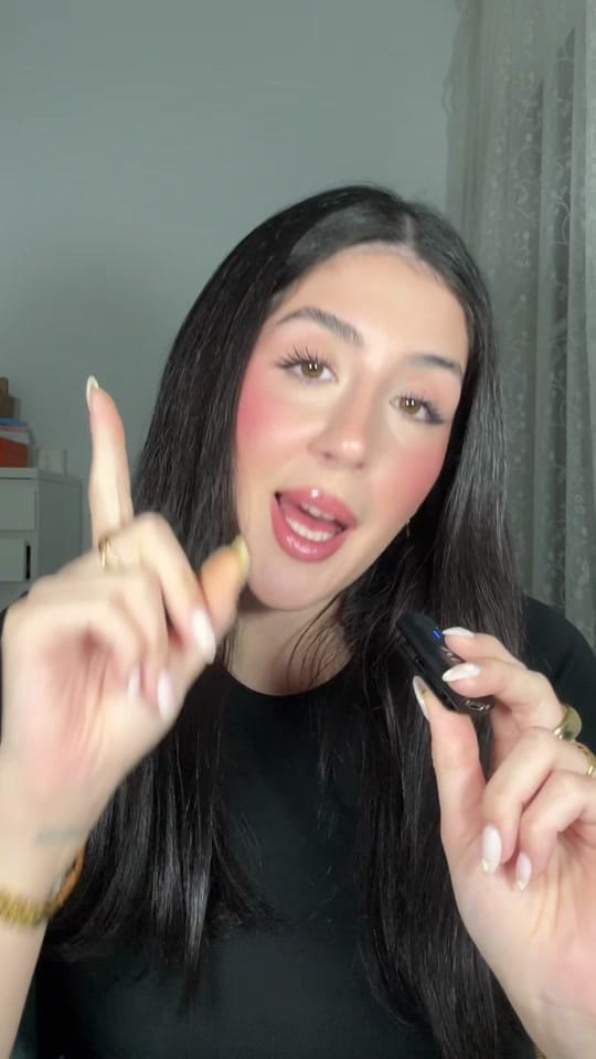 Post 4 by Izas 🦋 on TikTok (video)