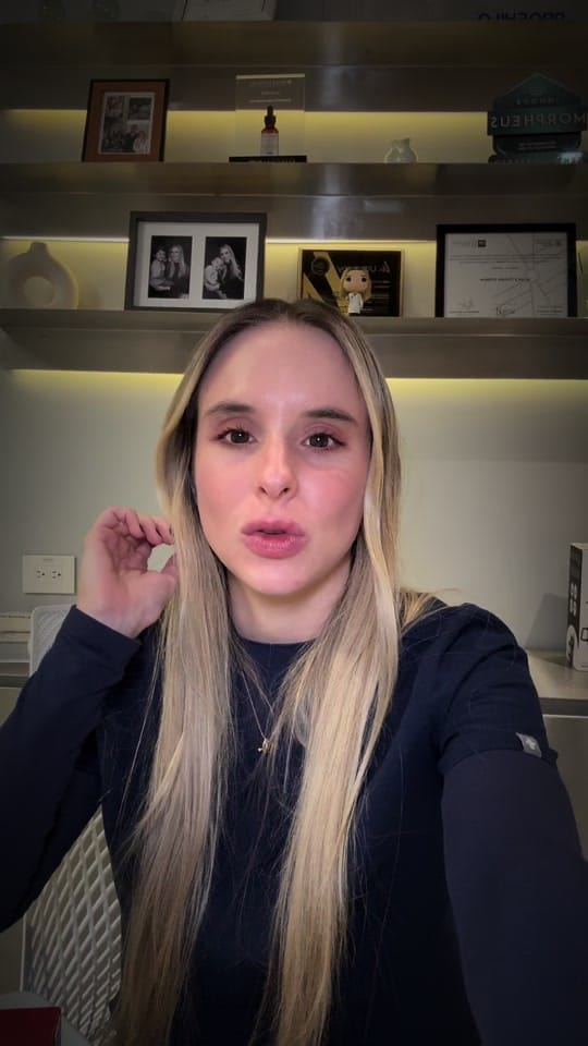 Post 9 by Dra. Camila Pérez Madrid on TikTok (video)