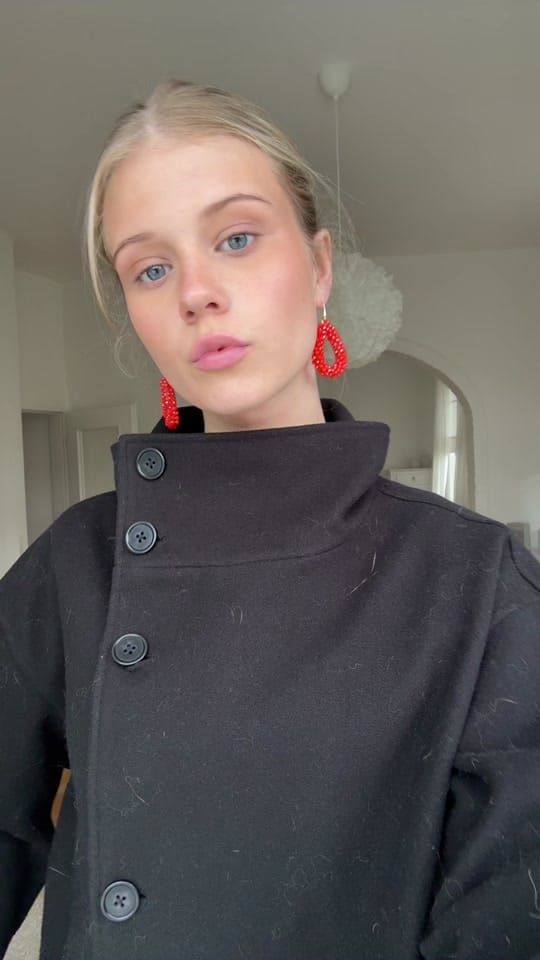 Post 5 by Lotta Marlene Jensen on TikTok (video)