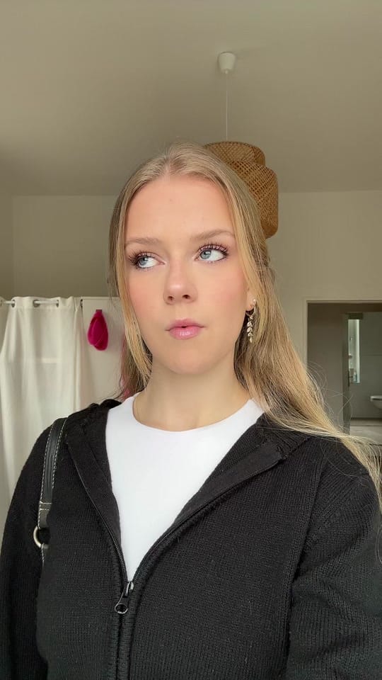 Post 8 by Clari <3 on TikTok (video)