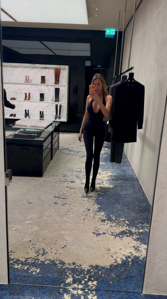 Post 2 by Roksana_Czyżewska on TikTok (video)