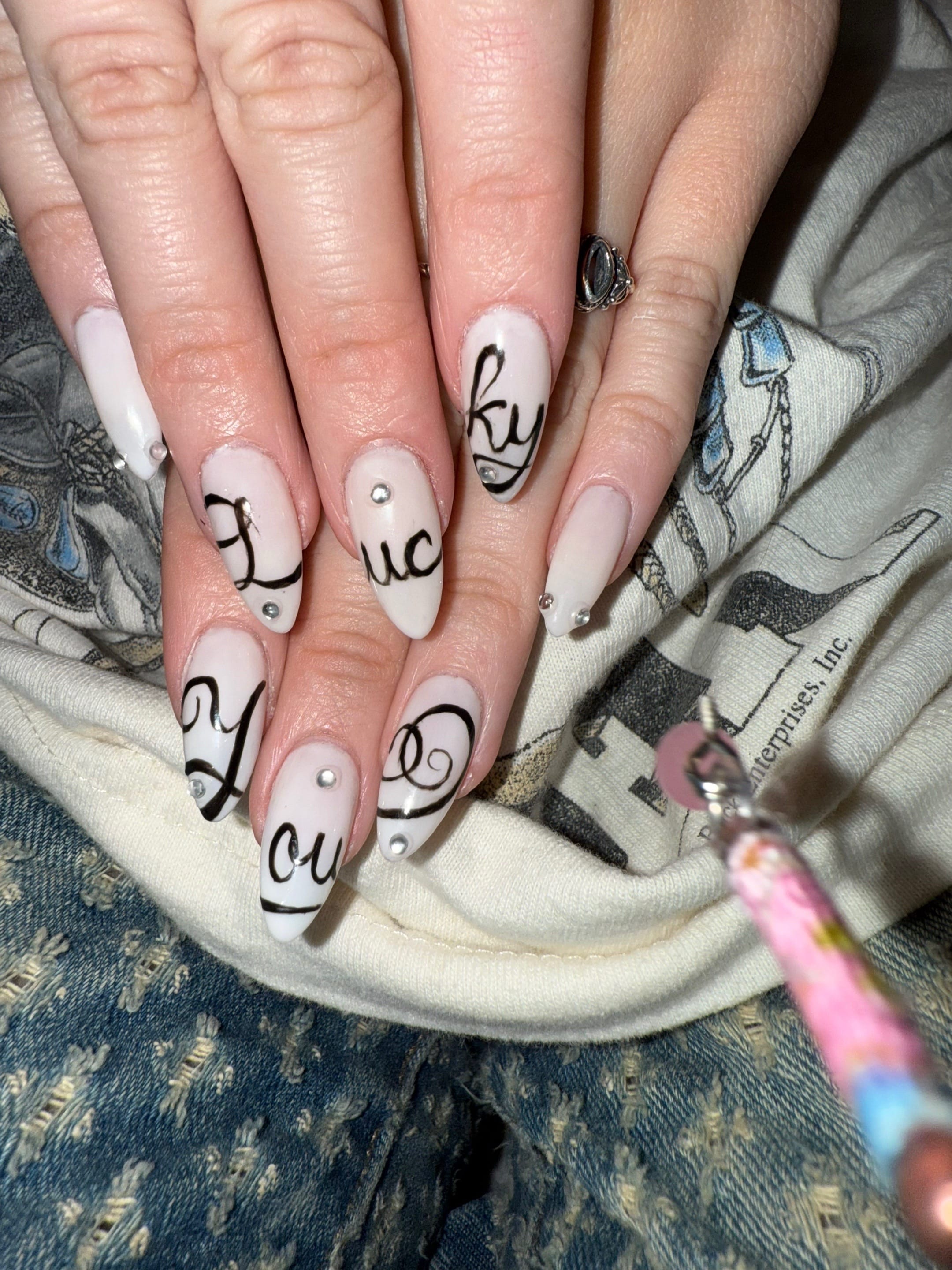 Post 10 by nailxemi on TikTok (video)