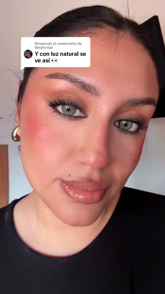 Post 2 by Meylin Kat on TikTok (video)