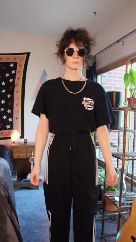 Post 1 by Polar on TikTok (video)