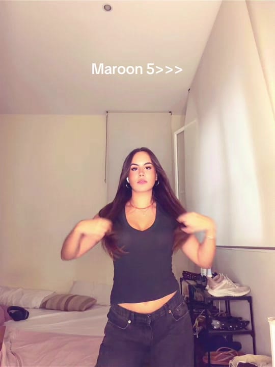 Post 1 by mer on TikTok (video)