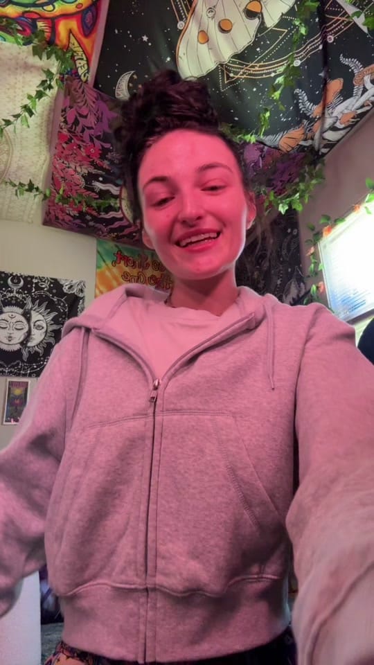 Post 9 by Bri Elizabeth🖤🌞 on TikTok (video)