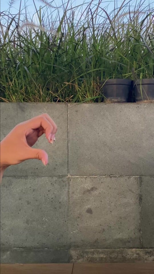 Post 3 by larisarivaldi.warmbylarisa on TikTok (video)