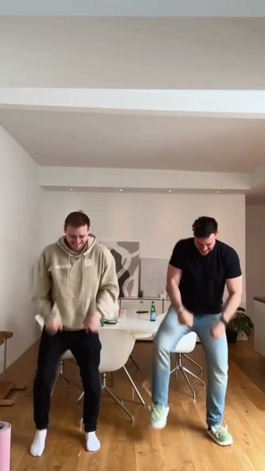 Post 5 by Carsten on TikTok (video)
