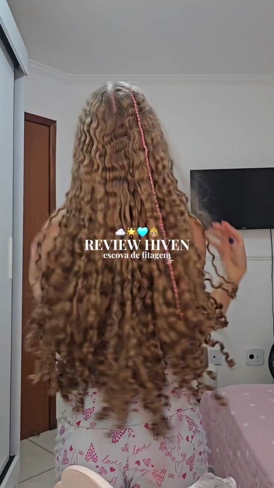 Post 9 by Ana Clara ♡ on TikTok (video)