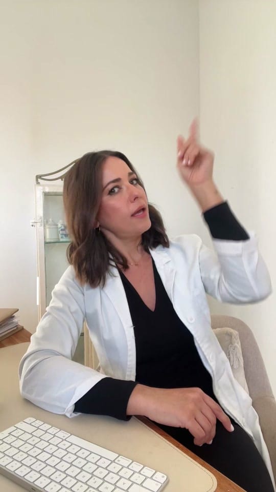 Post 4 by CarmenBauza on TikTok (video)