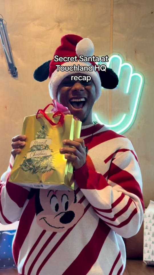 Post 9 by Andrea Lisbona on TikTok (video)