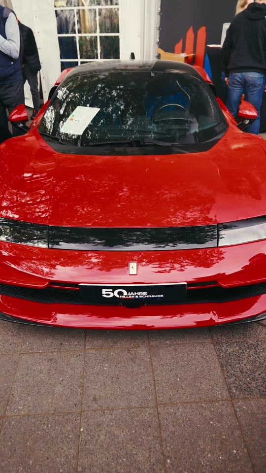 Post 6 by linus on TikTok (video)