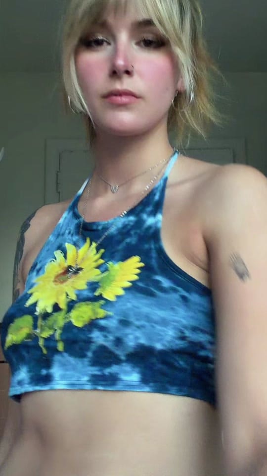 Post 1 by julz :) on TikTok (video)