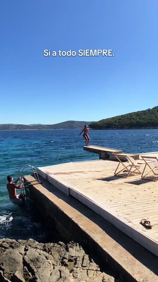 Post 2 by Keny 🌸 | Fitness & Lifestyle on TikTok (video)