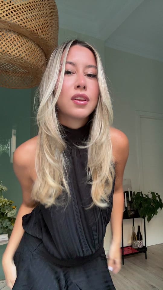 Post 8 by JULIA on TikTok (video)