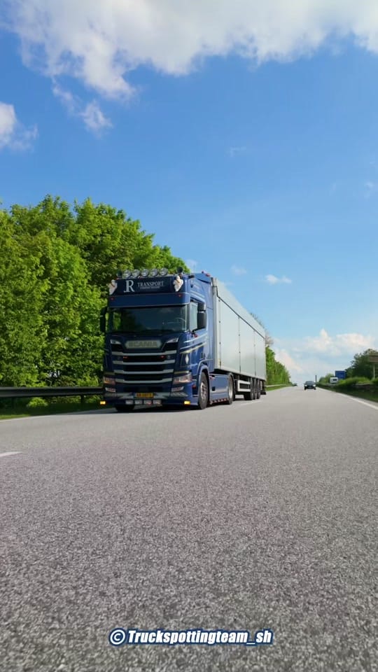 Post 2 by Truckspottingteam_sh on TikTok (video)