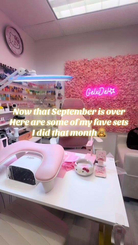 Post 9 by gelxdel on TikTok (video)