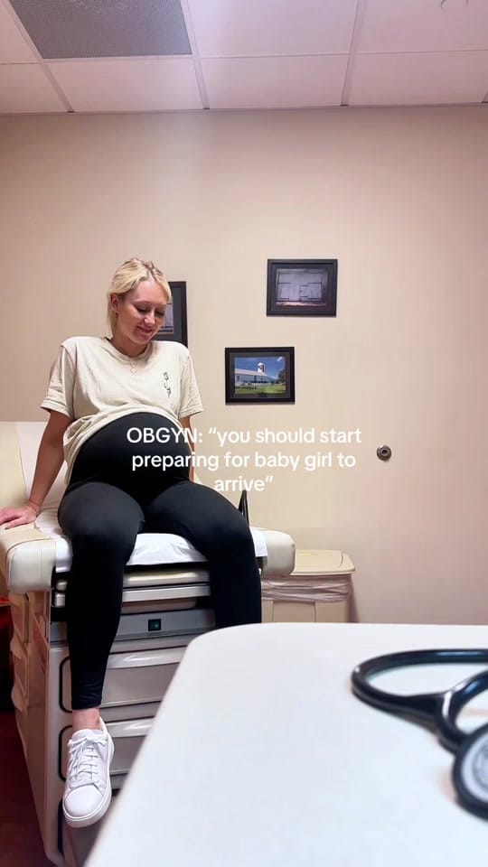 Post 9 by nikki b on TikTok (video)