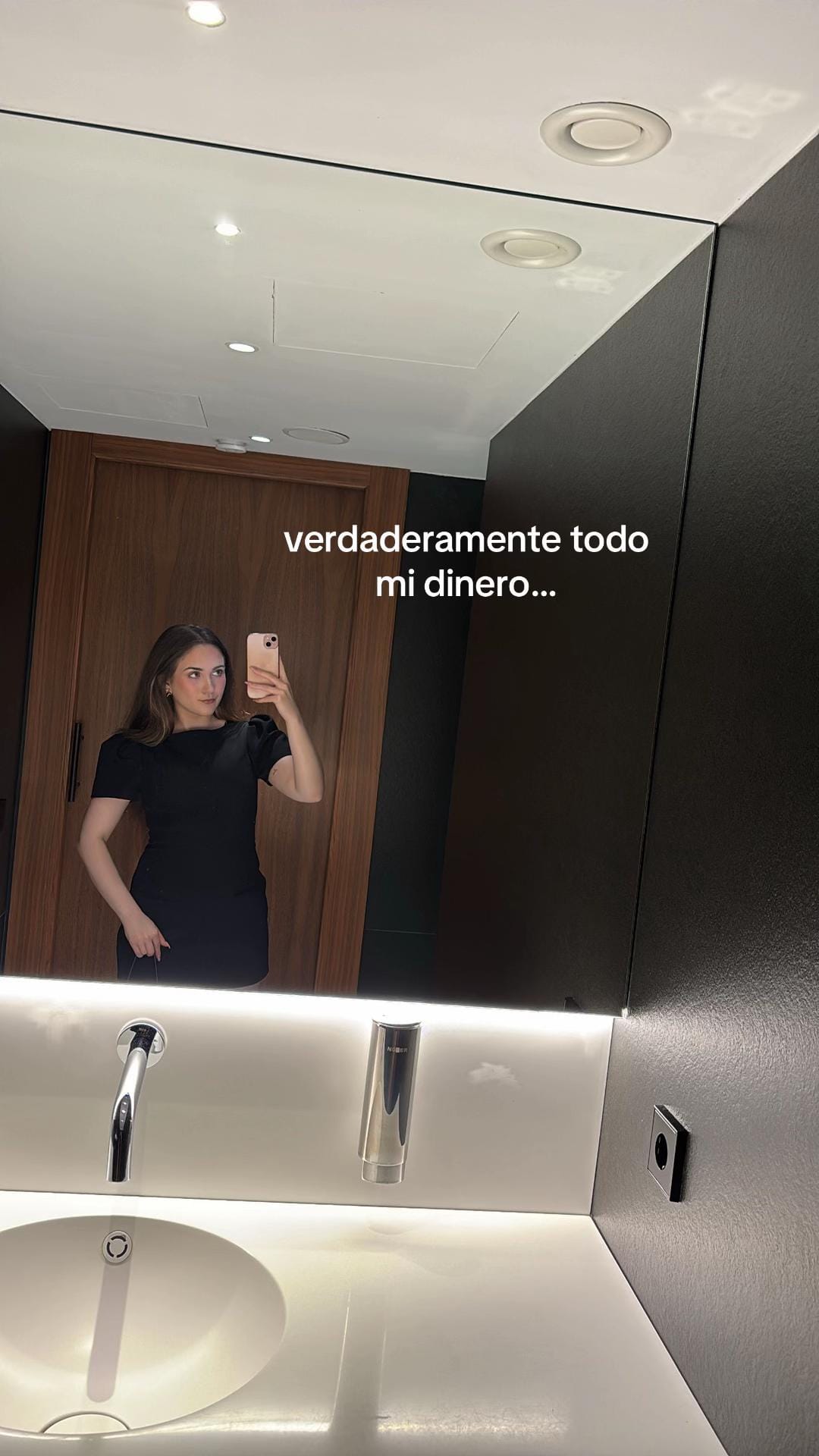 Post 3 by Jimena on TikTok (video)