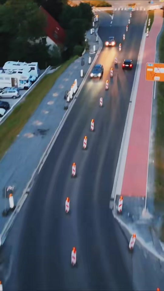 Post 2 by fly.bremen on TikTok (video)
