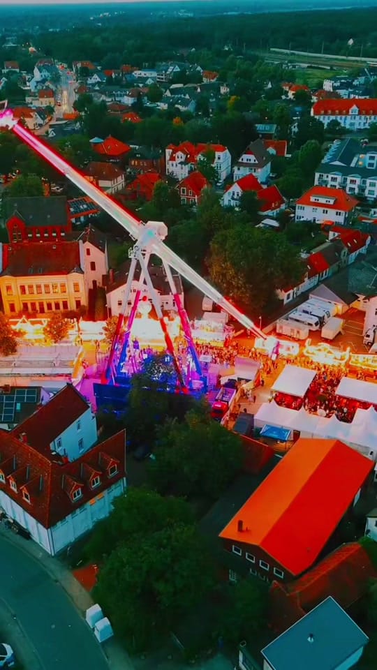 Post 3 by fly.bremen on TikTok (video)