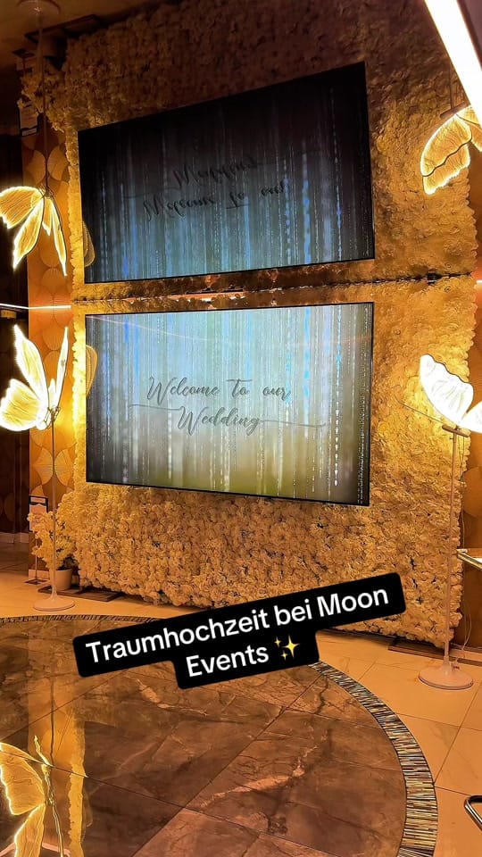 Post 5 by Moon Events Berlin on TikTok (video)