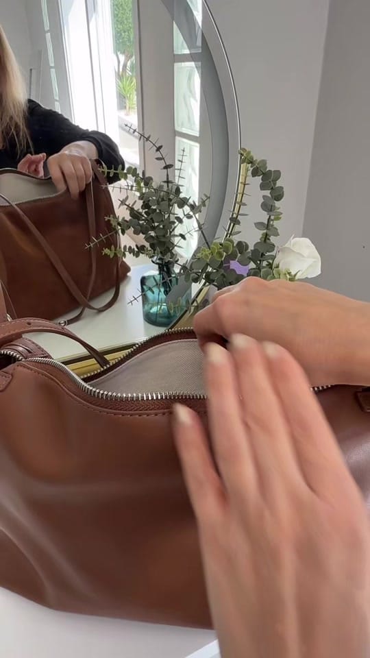 Post 3 by Mirela2332 on TikTok (video)