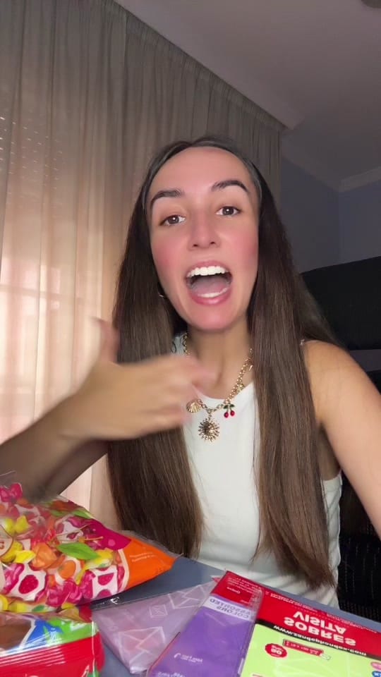 Post 9 by Jannira Guirado on TikTok (video)