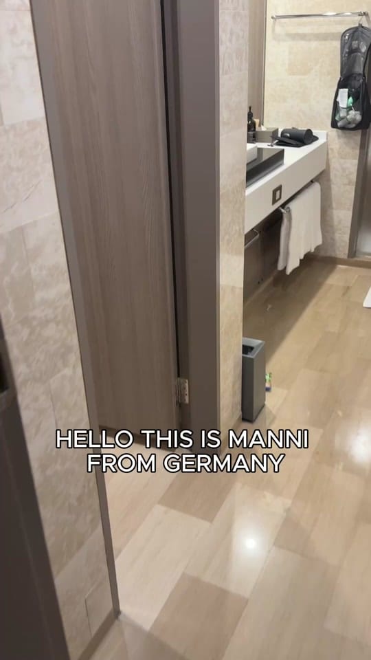 Post 6 by humorisart on TikTok (video)