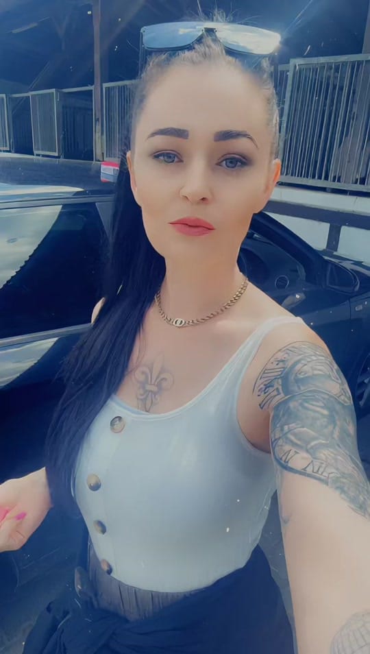 Post 7 by Lis Kondi ♡ on TikTok (video)