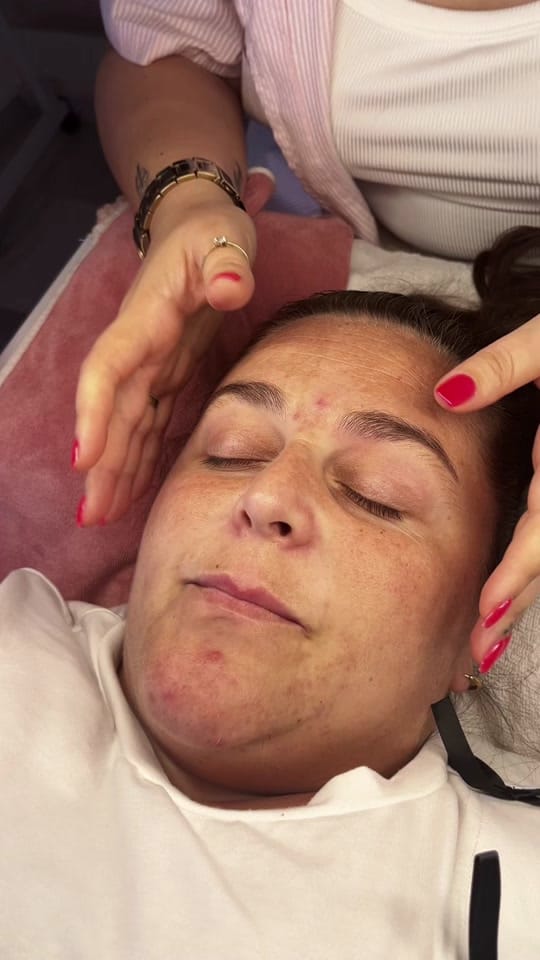 Post 1 by Ana Ro | BeautyHappy&Food on TikTok (video)