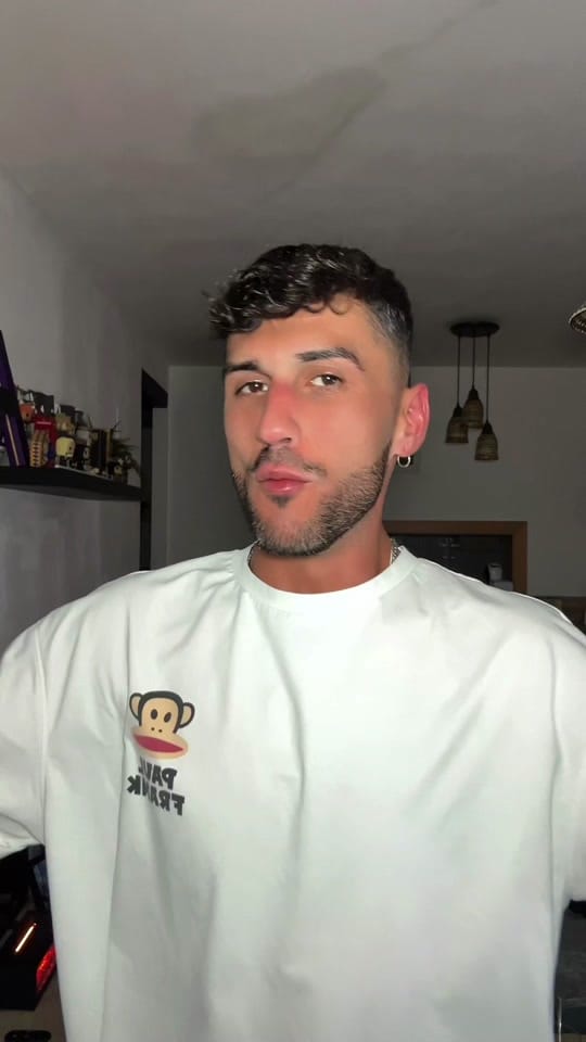 Post 2 by bycurrogarciamakeup on TikTok (video)