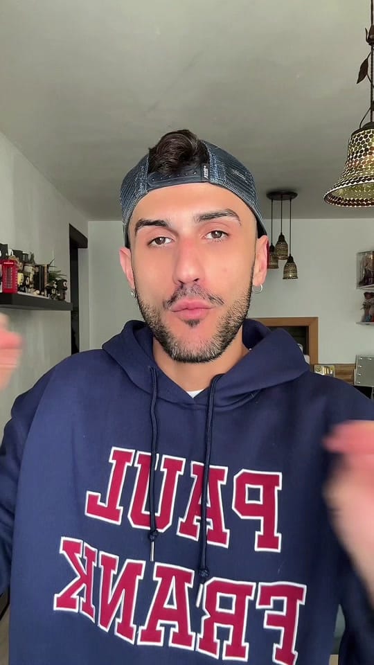 Post 1 by bycurrogarciamakeup on TikTok (video)
