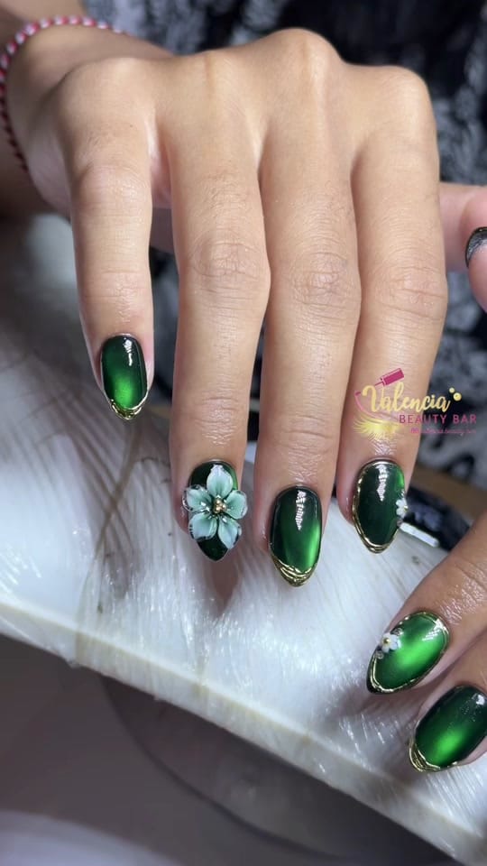 Post 6 by Valencia.beautybar on TikTok (video)