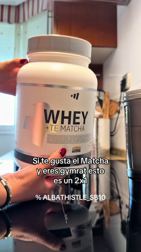 Post 7 by Alba | Content creator on TikTok (video)