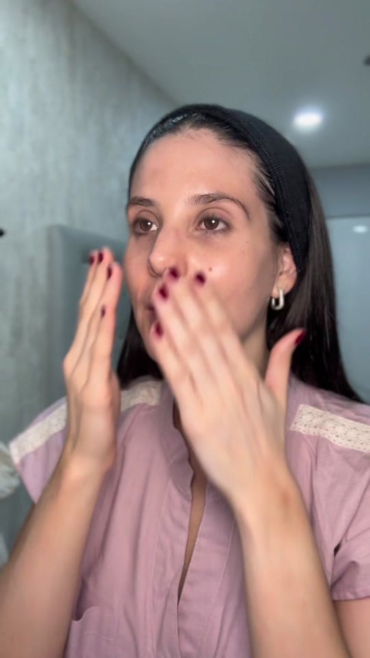 Post 3 by Dra. Maria Paula Diaz on TikTok (video)